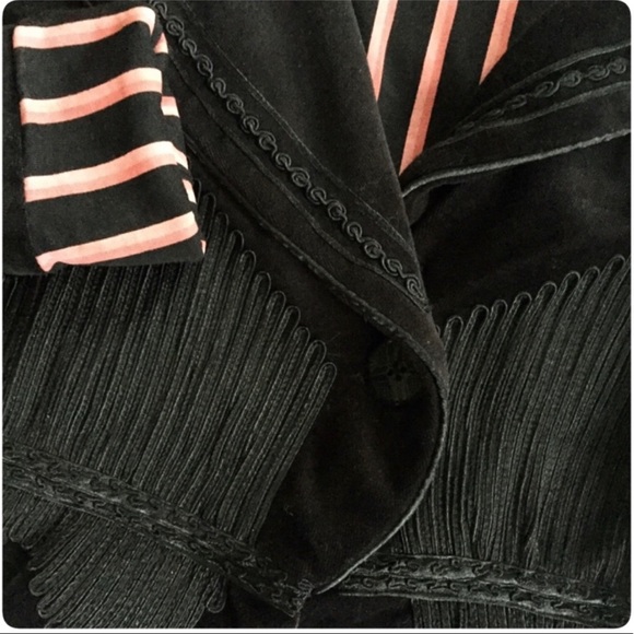 Rare vintage black velvet cropped blazer - Picture 8 of 8